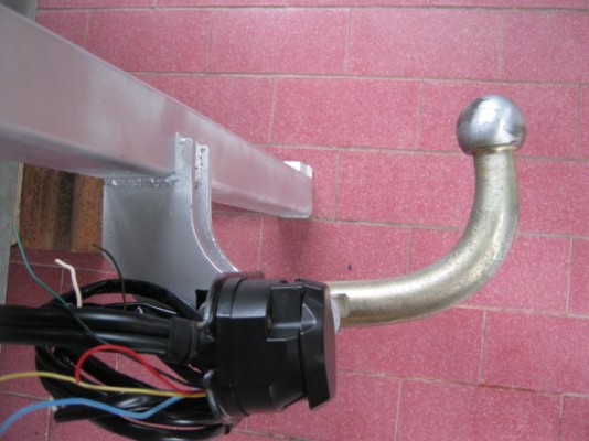 ชุดลากเรือ สำหรับรถเก๋ง ติดตั้งง่าย สภาพสวย(ปิดการขายขอบคุณtruck2hand)