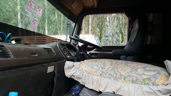 ขาย 10 ล้อดั้ม ISUZU มีระบบลำโพงลากพ่วง เครื่อง 270 แรงม้า เกียร์ Easton ช่วงล่างดี คัสซีสวยตลอดเส้น ยางเต็ม ทะเบียนพร้อมโอนครับ ขาย 10 ล้อดั้ม ISUZU มีระบบลำโพงลากพ่วง เครื่อง 270 แรงม้า เกียร์ Easton ช่วงล่างดี คัสซีสวยตลอดเส้น ยางเต็ม ทะเบียนพร้อมโอนครับ