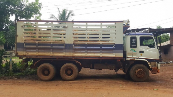 ขาย 10 ล้อดั้ม ISUZU มีระบบลำโพงลากพ่วง เครื่อง 270 แรงม้า เกียร์ Easton ช่วงล่างดี คัสซีสวยตลอดเส้น ยางเต็ม ทะเบียนพร้อมโอนครับ ขาย 10 ล้อดั้ม ISUZU มีระบบลำโพงลากพ่วง เครื่อง 270 แรงม้า เกียร์ Easton ช่วงล่างดี คัสซีสวยตลอดเส้น ยางเต็ม ทะเบียนพร้อมโอนครับ