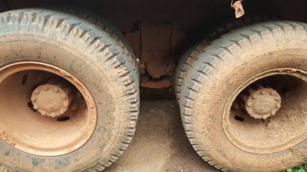 ขาย 10 ล้อดั้ม ISUZU มีระบบลำโพงลากพ่วง เครื่อง 270 แรงม้า เกียร์ Easton ช่วงล่างดี คัสซีสวยตลอดเส้น ยางเต็ม ทะเบียนพร้อมโอนครับ ขาย 10 ล้อดั้ม ISUZU มีระบบลำโพงลากพ่วง เครื่อง 270 แรงม้า เกียร์ Easton ช่วงล่างดี คัสซีสวยตลอดเส้น ยางเต็ม ทะเบียนพร้อมโอนครับ