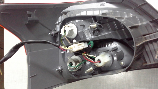 ไฟท้ายโตโยต้านิววีออสทั้งชุดถอดสวยๆครับ