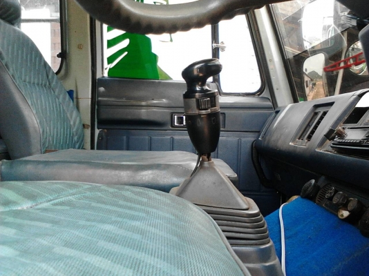 รถอีซูซุ 10 ล้อดั้ม FXZ  240 แรงม้า. ปี 38 (  นางฟ้าแท้. )     สนใจติดต่อ  081 - 6079515