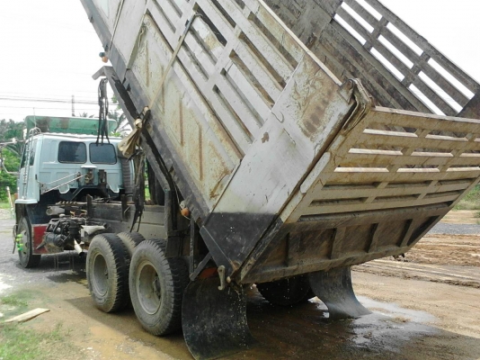 รถอีซูซุ 10 ล้อดั้ม FXZ  240 แรงม้า. ปี 38 (  นางฟ้าแท้. )     สนใจติดต่อ  081 - 6079515