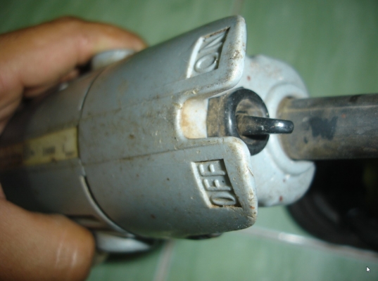 ขายเจียร์มือ4" 9500NB MAKITA สวิทช์ท้าย 570W