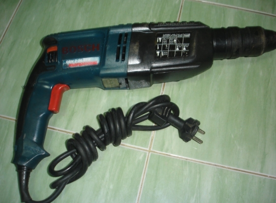 ขายสว่านโรตารี่ Bosch(ก๊อปปี้เกรดA) รุ่น GBH 2-26 DFR(800W.)ถอดเปลี่ยนหัวได้