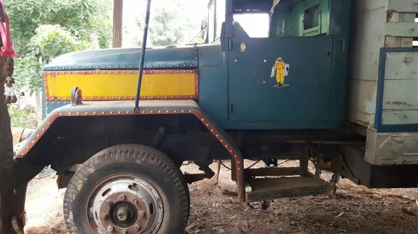 ขาย 10 ล้อ หัวยาวเรียล 2 เพลา มีระบบลำโพงลากพ่วง เครื่อง PD6 260 แรงม้า คัสซีสวยตลอดเส้น ช่วงล่าง ZM สโลว์ HINO เบรคทิฟฟี่ พวงมาลัยพาวเวอร์ ยางเต็ม ทะเบียนเต็มพร้อมโอน