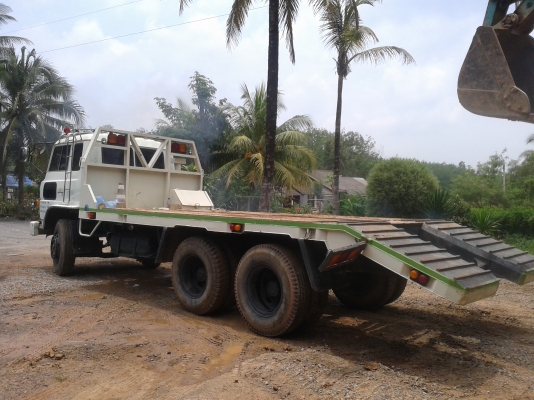 HINO F17 ท้ายลาด