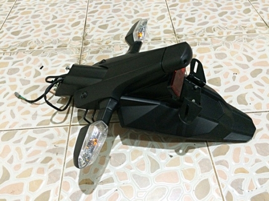 ครอบเบาะ.er6n(ermax)-ท่อเดิมer2013-ท่อแต่งer(IXIL)-ท้ายเดิมer2013-โหลกหลังk1-2