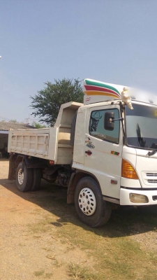 ขายดาวน์รถ6ล้อดั้มพ์ HINO MEGA FG เครื่อง 220แรงม้า ปี48 สนใจโทร 081-970-1072