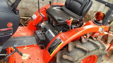 นางฟ้าไถนาได้ ราคา 248,000บ รถไถ คูโบต้า รุ่น B 2140 สภาพดีสวยกริบ ไม่มีโซม ใช้งานน้อย 300 ชม. เอกสารเล่มพร้อม นางฟ้าไถนาได้ ราคา 248,000บ รถไถ คูโบต้า รุ่น B 2140 สภาพดีสวยกริบ ไม่มีโซม ใช้งานน้อย 300 ชม. เอกสารเล่มพร้อม