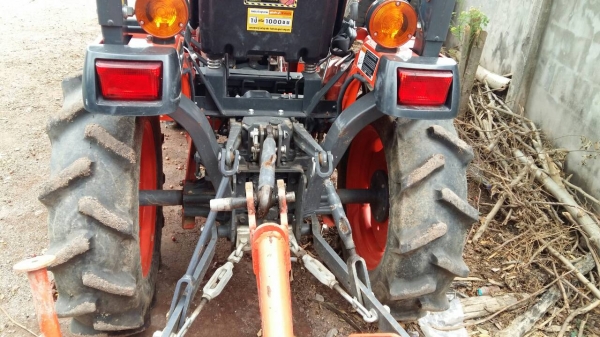 นางฟ้าไถนาได้ ราคา 248,000บ รถไถ คูโบต้า รุ่น B 2140 สภาพดีสวยกริบ ไม่มีโซม ใช้งานน้อย 300 ชม. เอกสารเล่มพร้อม นางฟ้าไถนาได้ ราคา 248,000บ รถไถ คูโบต้า รุ่น B 2140 สภาพดีสวยกริบ ไม่มีโซม ใช้งานน้อย 300 ชม. เอกสารเล่มพร้อม