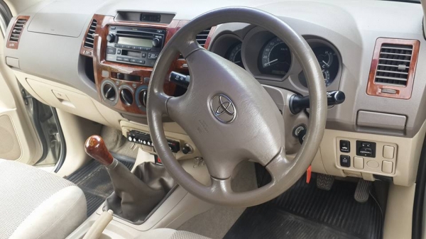 รถสวยสภาพดี vigo เครื่อง3000 รถสวยสภาพดี vigo เครื่อง3000