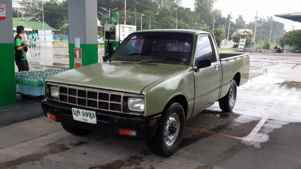 ขาย isuzu kb 2200 ช่วงสั้น ดีเซล