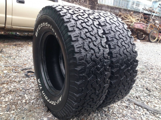 ขายยาง BF 265/75R16 ยางปี06,09 สวยๆ จำนวน 2 เส้น 1600