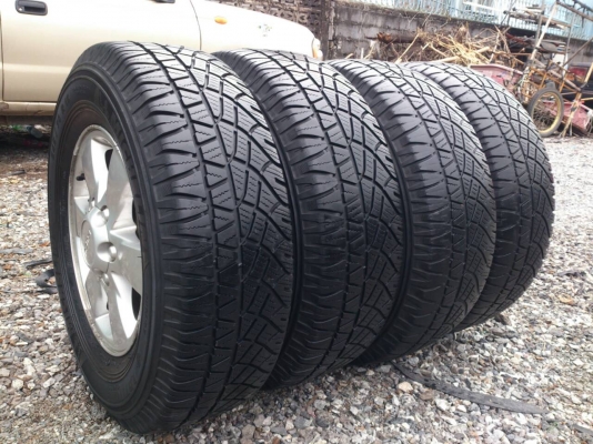ขายแม็กIsuzu 6รูขอบ16 พร้อมยาง มิชลิน 245/70R16 ยางปี10 สวยๆ จำนวน 1 ชุด 4600