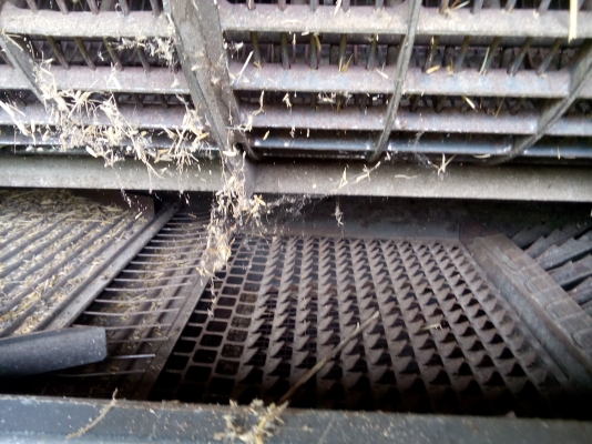 รถเกี่ยวข้าว68คูโบต้าปี53เล่มพร้อม 330000