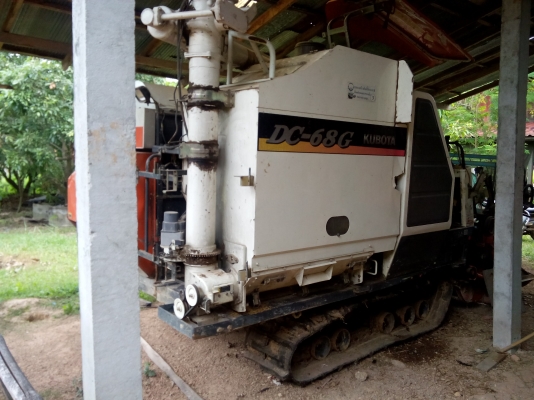 รถเกี่ยวข้าว68คูโบต้าปี53เล่มพร้อม 330000