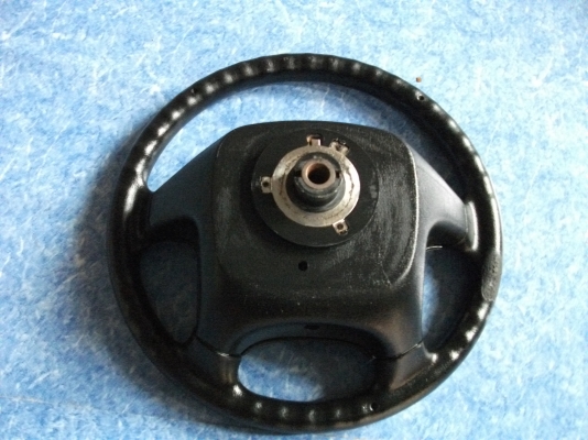 พวงมาลัย อีซูสุ ดาก้อน