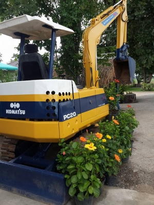 รถขุด KOMATSU PC20-6