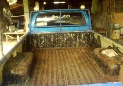 ขาย อีซูซุ  KB  2200         รถพร้อมใช้งาน   ทะเบียนโอน