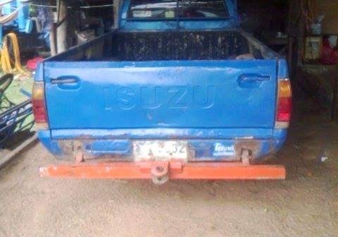 ขาย อีซูซุ  KB  2200         รถพร้อมใช้งาน   ทะเบียนโอน