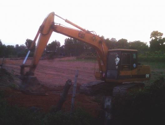 ขายแมคโค CAT  E120B  รถสวยพร้อมใช้งาน  เอกสารอินวอย