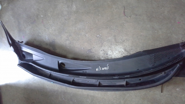 แฝงคอจิ้งหรีดนิสสันมาร์ชถอดสวยครับ