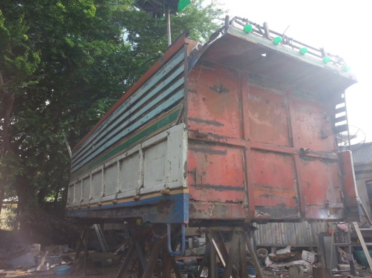 ขายกระบะรถบรรทุก 10 ล้อ 1 เพลา