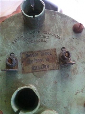 ไมล์ อังกฤษ สามชิ้น 2500