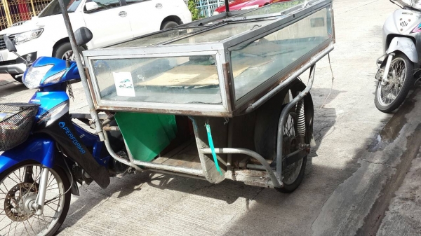 ขายมอเตอร์ไซด์พ่วงข้าง