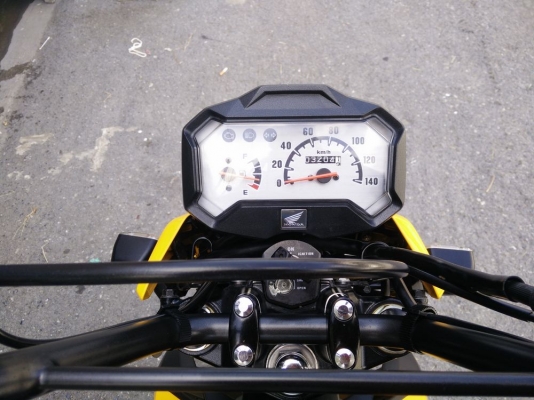 HONDA ZOOMER X สีเหลืองดำ รถปี2014วิ่ง3xxxโล สวยแกะกล่องพร้อมใช้งาน ไมล์แท้คู่มือประกันศูนย์พร้อม ราคาเบาๆ HONDA ZOOMER X สีเหลืองดำ รถปี2014วิ่ง3xxxโล สวยแกะกล่องพร้อมใช้งาน ไมล์แท้คู่มือประกันศูนย์พร้อม ราคาเบาๆ