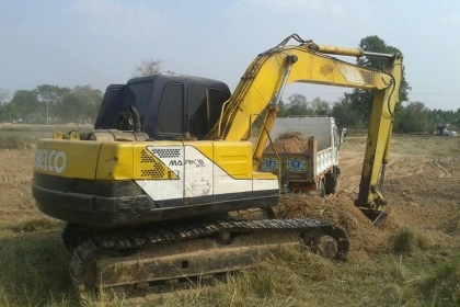 ขายแบคโคKOBELCO 120-3 มาร์คทรี เครื่องดี ช่วงล่างดี เอวแน่น ทำงานเร็ว โซ่ดี บูมอาร์มดี ไม่โหลด สภาพพร้อมใช้งาน สนใจโทร 090-8588220คุณนะ 093-3258446คุณบิว หรือเข้าดูสินค้าอื่นๆได้ที่ www.truck.in.th/498 หรือเพจFacebook ณรงค์ ซื้อขายรถมือสอง (เว็บไซต์ส่วนตั