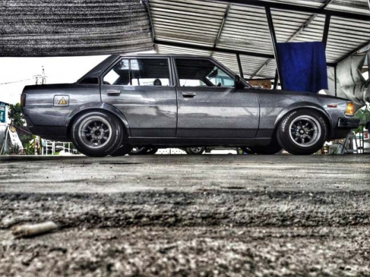 TOYOTA COROLLA KE70 เหลี่ยมใหญ่ ปี 82 แต่ง retro