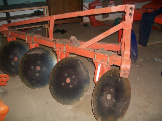 ขายผานบุกเบิก 4 x22ใส่รถไถ34--45แรง