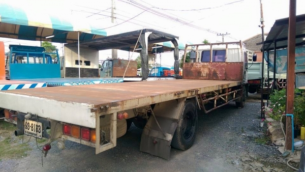 6ล้อเดกก้า เครื่อง195 พื้นเรียบ รถห้างแท้ ยาว 7.20 เมตรคัสซีสวยตลอดเส้น ยาง 40\% หัวทำสีใหม่สวยคับ