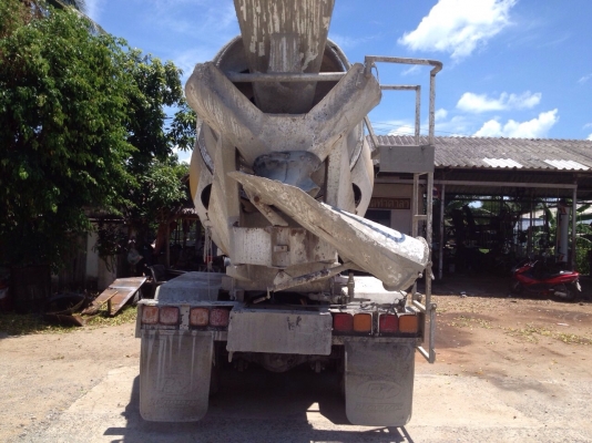 ขายสิบล้อรถโม่ปูน UD 230 ขายสิบล้อรถโม่ปูน UD 230