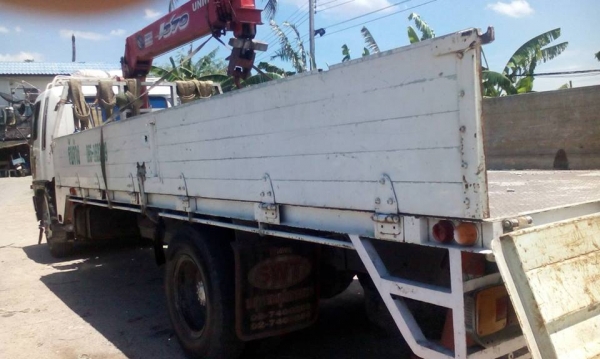 ขายรถ6ล้อ ฮีโน่ สิงไฮเทค ติดเครน3ตัน7  5ปลอก  เครื่อง 195  HO7D