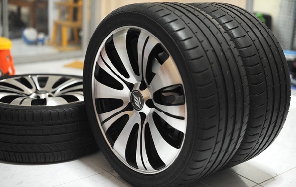 ล้อ 18 พร้อมยาง ล้อ 18 พร้อมยาง