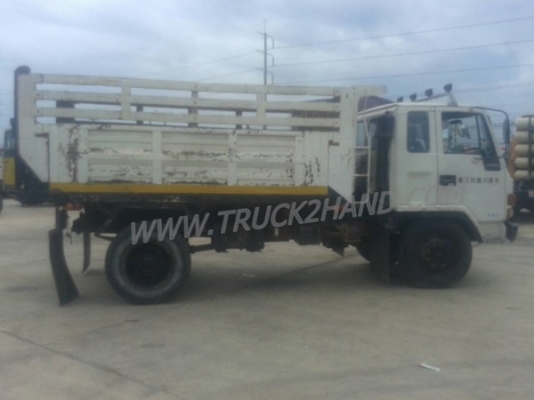 รถบรรทุก 6 ล้อดัมพ์ ISUZU 165 แรงม้า 6 สูบ เรื่อง 6BD1