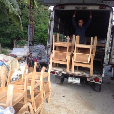 ชุดเก้าอี้แขนอ่อน ไม้สัก