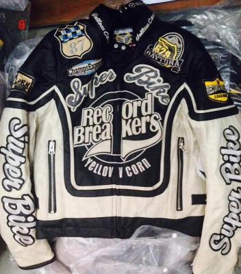 เสื้อ ออกทริป ของเข้า Yellow corn bb-2103  ยี่ห้อ JAPAN ของนำเข้า เสื้อ YELLOW CORN ของแท้ 100 \% มี7 รุ่นมี M L LL XXLเสื้อ ออกทริป ของเข้า Yellow corn bb-2103  ยี่ห้อ JAPAN ของนำเข้า เสื้อ YELLOW CORN ของแท้ 100 \% มี7 รุ่นมี M L LL XXL