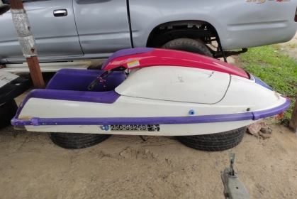 ขายเจ็ทสกียืน KAWASAKI 750cc คาบูคู่ เก่าญี่ปุ่น เครื่องดีมาก