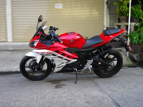 ขาย YAMAHA YZF-R15 150cc.รถ2เดือน ขับ1000กว่าโล สวยเหมือนรถป้ายแดง ราคา76000 บาท