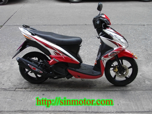 ขาย Mio MX 125 ตัวท๊อป ล้อแม็ก สีดำ-แดง-ขาว สวยเด่น เครื่องยอดเยี่ยม ราคา 19500 บาท