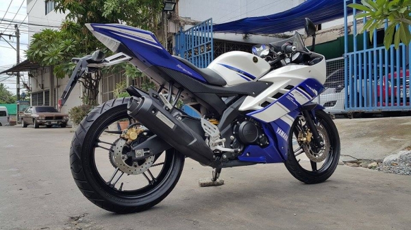 มาใหม่สภาพมือ1 R15 เกือบ 2015 วิ่ง 3200 กิโลแท้ ส่งฟรี ขายถูก ต่อรองได้ครับ