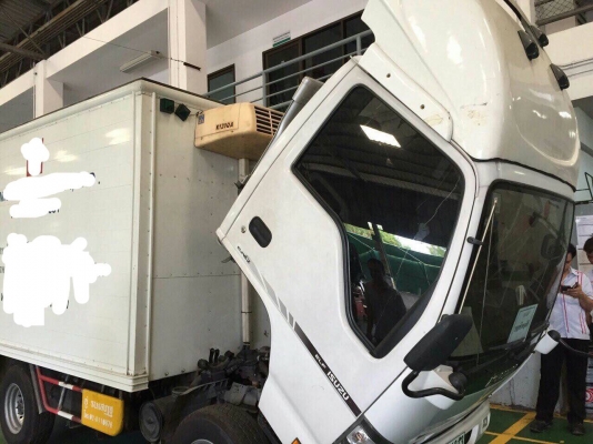 ขาย 4 ล้อไม่ติดเวลาเครื่อง 100 แรง อินเตอร์เทอร์โบ ขาย 4 ล้อไม่ติดเวลาเครื่อง 100 แรง อินเตอร์เทอร์โบ