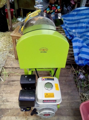 เครื่องคั้นน้ำอ้อย มือสองสภาพใหม่มาก ขาย 10,000 บาทไม่รวมเครื่อง/มอเตอร์