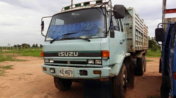 ขายดั้ม2เพลา ร็อกกี้210แรง พ.เพาเวอร์ เบรกทิฟฟี่ ภายในสวย สภาพพร้อมใช้งาน เอกสารพร้อมโอน สนใจโทร 090-8588220คุณนะ 093-3258446คุณบิว หรือเข้าดูสินค้าอื่นๆได้ที่ www.truck.in.th/498 หรือเพจFacebook ณรงค์ ซื้อขายรถมือสอง (เว็บไซต์ส่วนตัว) หรือFacebook ตลาดรถ