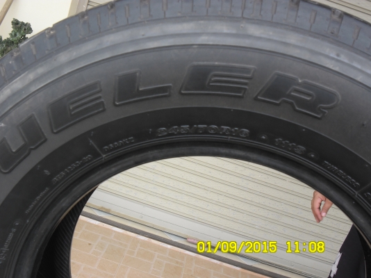 ขายยาง \% บริสโตน 245/70R16 ยางปี12 ทั้ง4เส้นดอกลึกๆเท่ากันทั้ง4เส้นไม่มีปะขายชุดละ 3,500บาท สนใจติดต่อได้ทีเบอร์086-2095058 056-910266