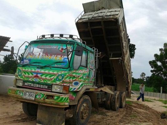 ขายดั้ม2เพลา MITSUBISHI FN527M-A เครื่อง6D16 พ.เพาเวอร์ เบรกทิฟฟี่ ภายในสวย โลฮาย10สปีด สภาพพร้อมใช้งาน เอกสารพร้อมโอน สนใจโทร 090-8588220คุณนะ 093-3258446คุณบิว หรือเข้าดูสินค้าอื่นๆได้ที่ www.truck.in.th/498 หรือเพจFacebook ณรงค์ ซื้อขายรถมือสอง (เว็บไซ